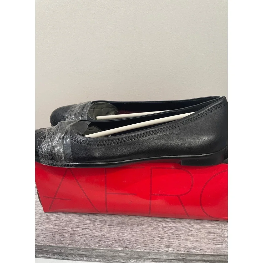 Aerosoles Beckon Black Leather Quilted Patent Cap Toe Ballet Flats Women 10M NEW